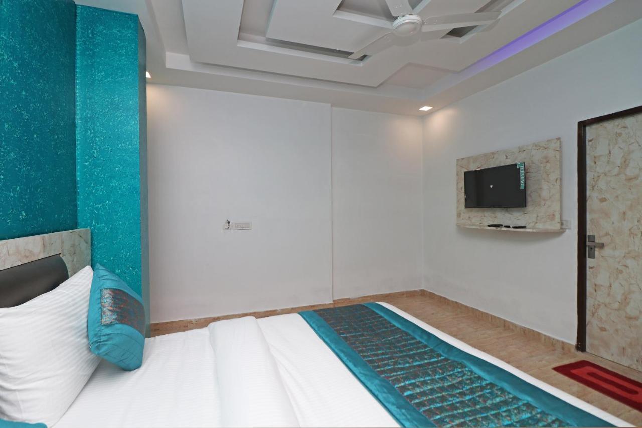 Hotel Airlift At Delhi Airport Нью-Дели Экстерьер фото