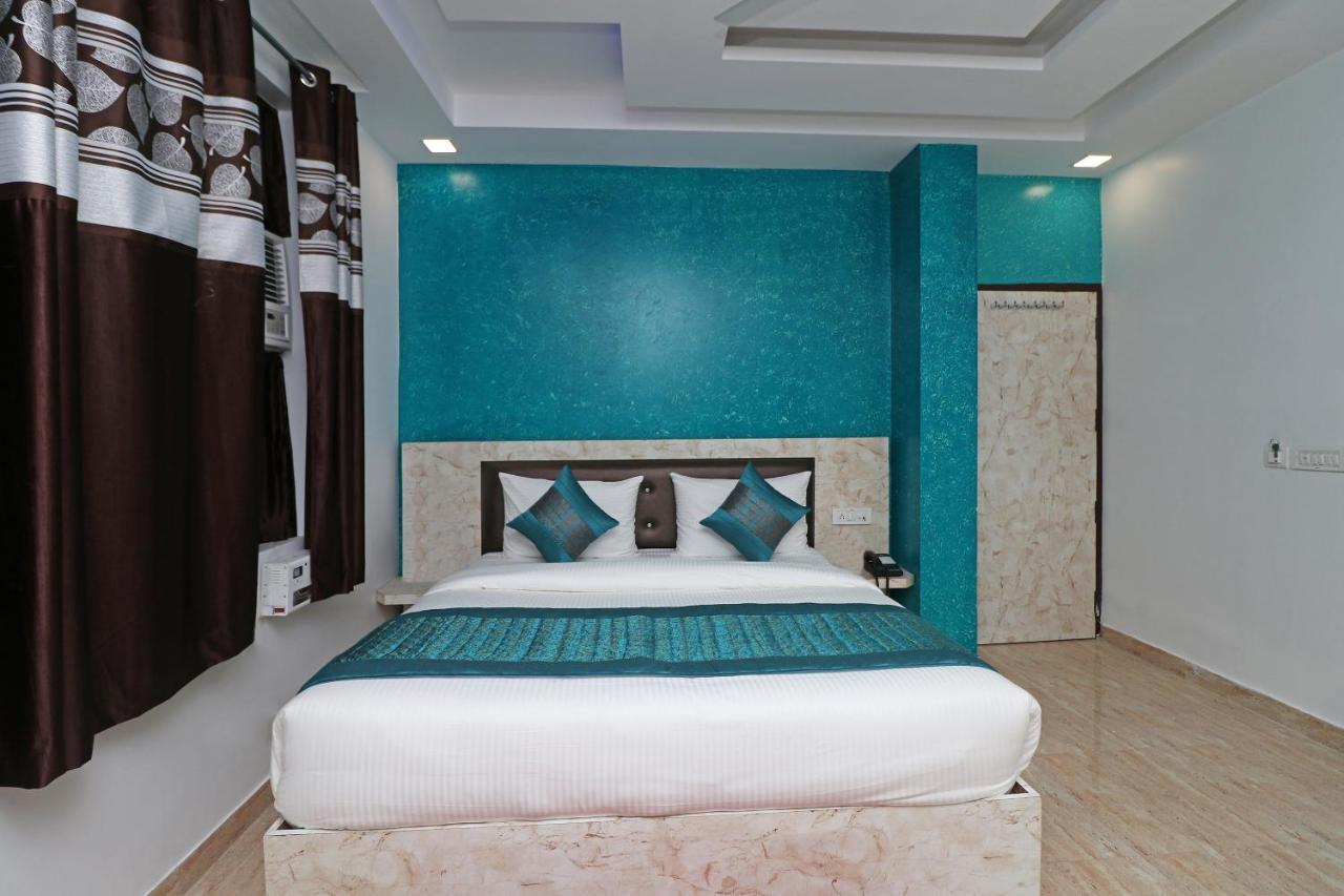Hotel Airlift At Delhi Airport Нью-Дели Экстерьер фото